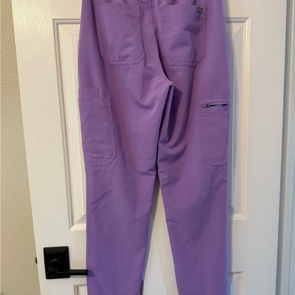 Figs Yola Scrub Pants in Dawn - Picture 2 of 3